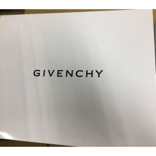 GIVENCHY - ジバンシー 洗える羽毛肌掛け布団 新品未使用の通販 by ...