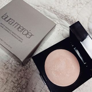 ローラメルシエ(laura mercier)のローラメルシエ マットラディアンス ベイクドパウダー ハイライト01(フェイスパウダー)