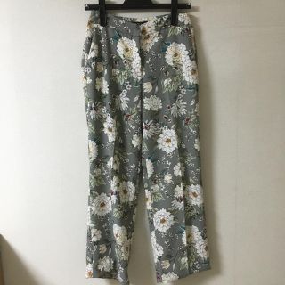 ザラ(ZARA)のZARA♡柄ワイドパンツ(カジュアルパンツ)