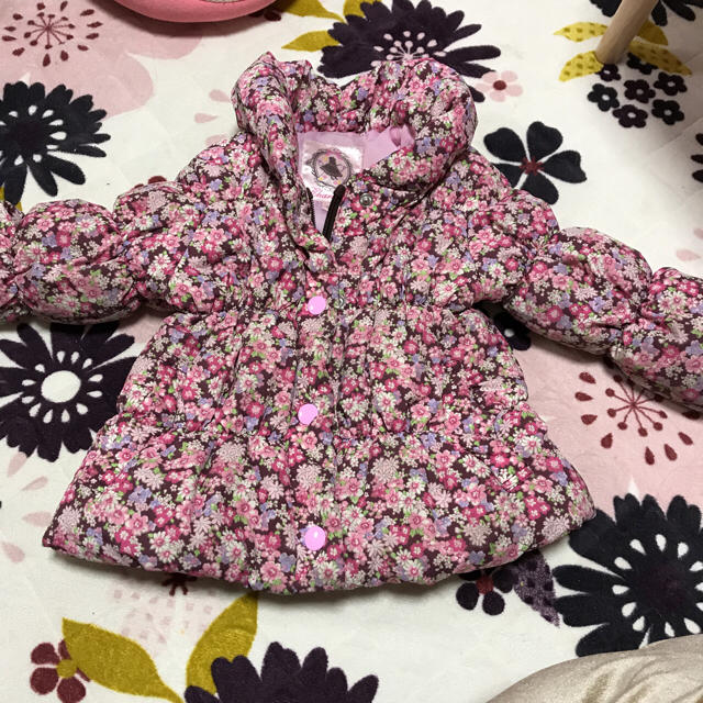 motherways(マザウェイズ)のダウンコート 花柄 キッズ/ベビー/マタニティのキッズ服女の子用(90cm~)(ジャケット/上着)の商品写真