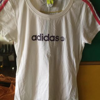 アディダス(adidas)の♦︎値下げしました！♦︎ adidas Tシャツ♦︎(Tシャツ(半袖/袖なし))