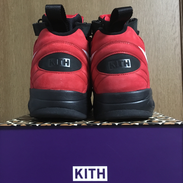 NIKE(ナイキ)のUS7.5 25.5cm おまけ付 KITH AIR MAESTROⅡ RED メンズの靴/シューズ(スニーカー)の商品写真