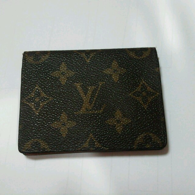 LOUIS VUITTON(ルイヴィトン)のヴィトン♡パスケース レディースのファッション小物(名刺入れ/定期入れ)の商品写真