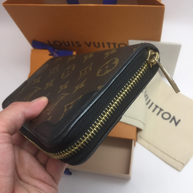 LOUIS VUITTON(ルイヴィトン)の最新型❗️極美品 ルイヴィトン正規品 ジッピーウォレット   レティーロ レディースのファッション小物(財布)の商品写真