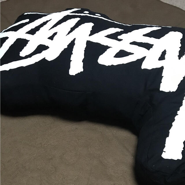 stussy  クッション  3個セット 未使用