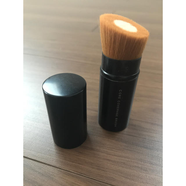 bareMinerals(ベアミネラル)のベアミネラル コアカバレッジブラシ コスメ/美容のベースメイク/化粧品(その他)の商品写真