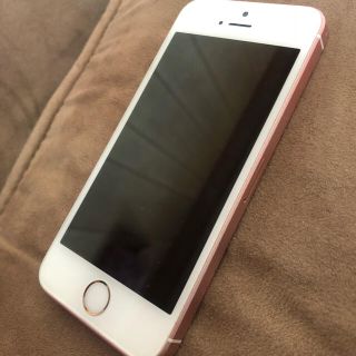 アイフォーン(iPhone)のiPhone SE 64G ローズゴールド(スマートフォン本体)