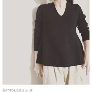 ルメール(LEMAIRE)のUNIQLO AND LEMAIRE Vニット(ニット/セーター)