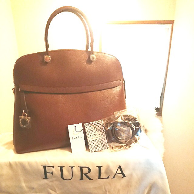 ◆新品◆FURLA◆パイパー L 2017年春夏新作 グラッセ