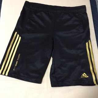 アディダス(adidas)のアディダス 半ズボン(ショートパンツ)