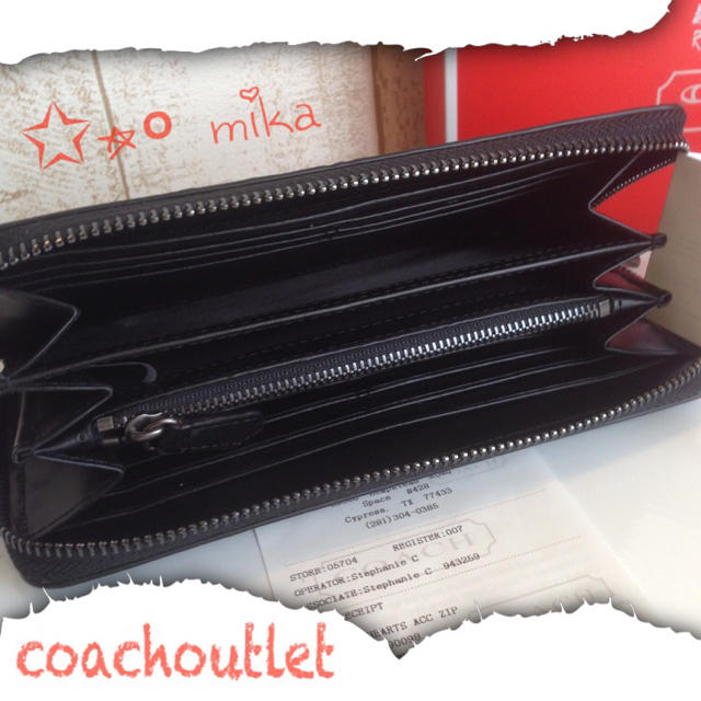 COACH(コーチ)の☆送料無料、即購入OK.COACHエンボスドシグネチャー☆ レディースのファッション小物(財布)の商品写真