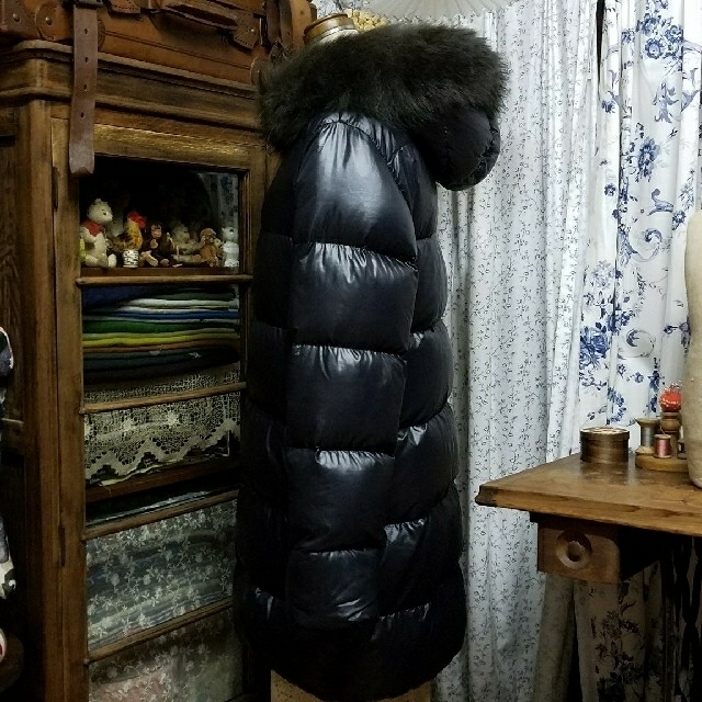 DUVETICA(デュベティカ)の大幅値下げ DUVETICA kappa
size 42
ブラックused レディースのジャケット/アウター(ダウンジャケット)の商品写真