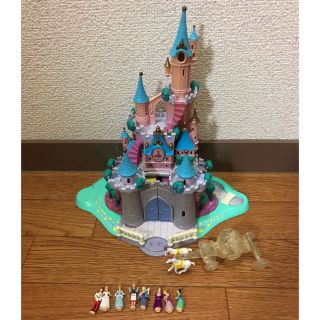 ディズニー(Disney)の希少★ポーリーポケット★ライトアップ•シンデレラ城 完品(ぬいぐるみ/人形)