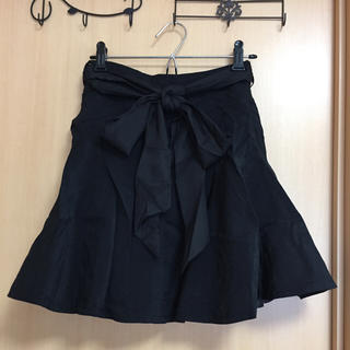 【新品】リボン付きスカート(黒)(ひざ丈スカート)
