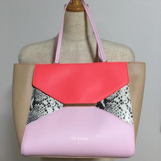 テッドベイカー(TED BAKER)のTEDBAKER バッグ(ハンドバッグ)