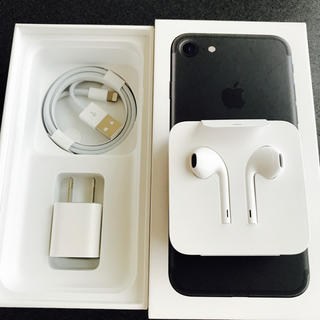 アイフォーン(iPhone)のiPhone7 正規品新品 付属品(ヘッドフォン/イヤフォン)