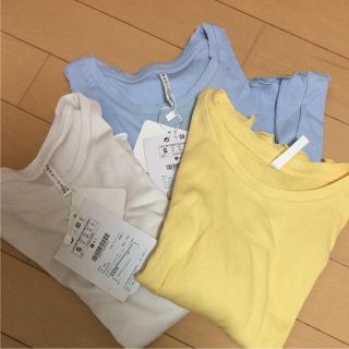 ザラ(ZARA)の【新品未使用】ストラリーバリウス♡リブTシャツ(Tシャツ(半袖/袖なし))