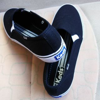 ケッズ(Keds)のKeds 黒スリッポンスニーカー 24㎝(スニーカー)