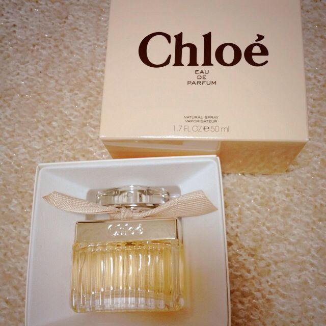 Chloe(クロエ)のクロエ♡オードパルファム50ml コスメ/美容の香水(香水(女性用))の商品写真