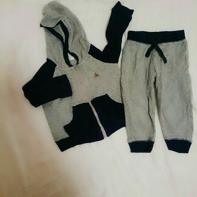 babyGAP(ベビーギャップ)のgap☆ワッフル素材セットアップ キッズ/ベビー/マタニティのベビー服(~85cm)(トレーナー)の商品写真