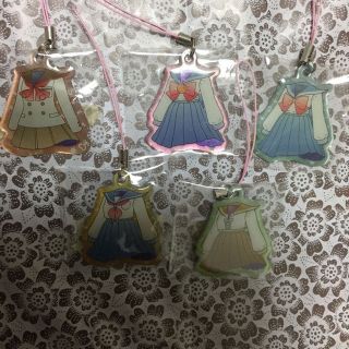 セーラームーン メタル製チャーム 制服(キーホルダー)