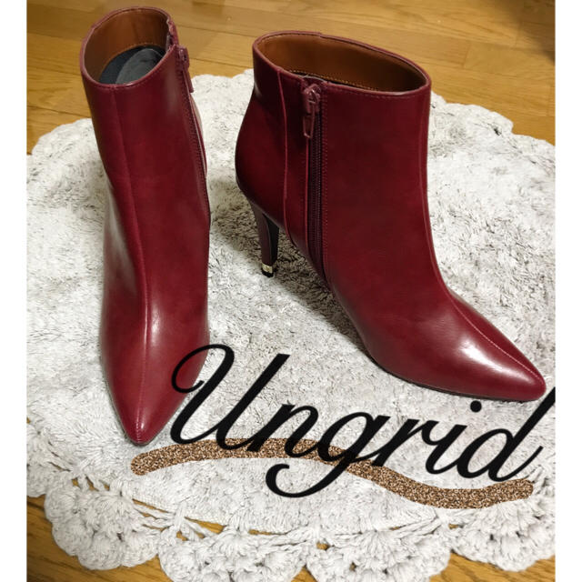 Ungrid(アングリッド)の【新品・未使用】お洒落＊Ungrid＊ポインテッドトゥ ショートブーツ ボルドー レディースの靴/シューズ(ブーツ)の商品写真