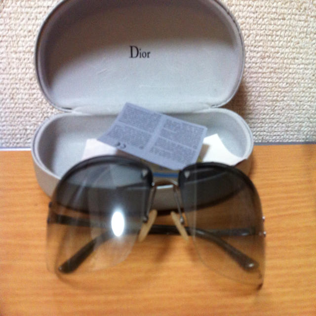 Dior(ディオール)のDiorサングラス レディースのファッション小物(サングラス/メガネ)の商品写真