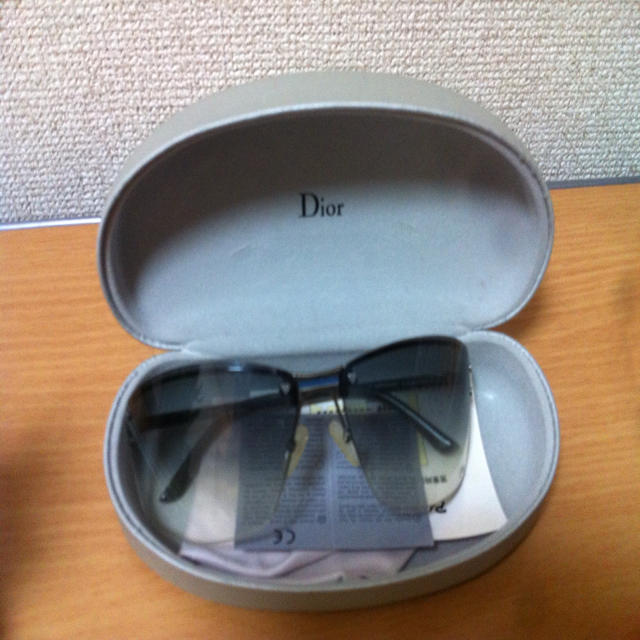 Dior(ディオール)のDiorサングラス レディースのファッション小物(サングラス/メガネ)の商品写真