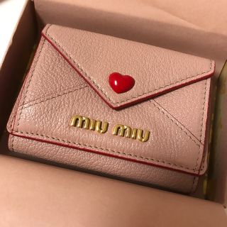 miumiu - 新品レア♡miumiu ハートラブレター 財布 ミュウミュウ 本物