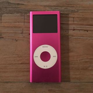 アップル(Apple)のiPod nano ピンク PINK 4GB(ポータブルプレーヤー)