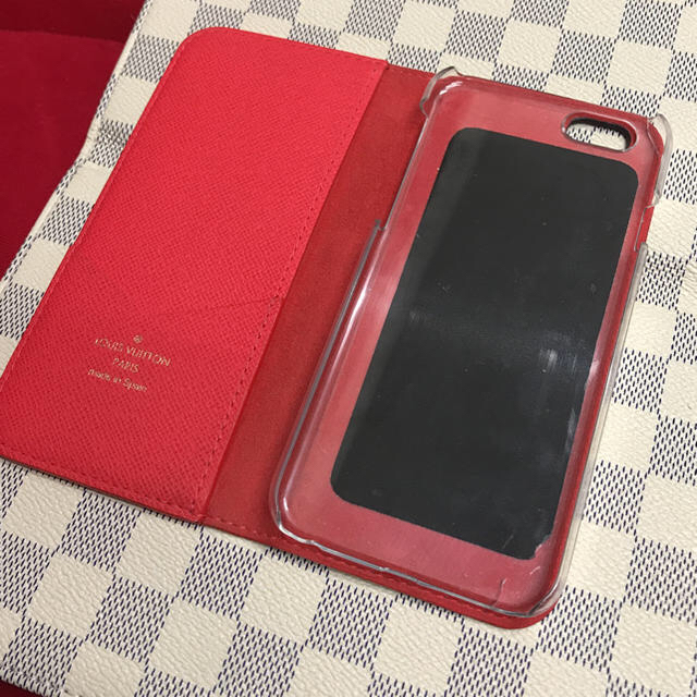 LOUIS VUITTON(ルイヴィトン)のLOUIS VUITTON ルイヴィトン iPhone6、7ケース レッド  スマホ/家電/カメラのスマホアクセサリー(iPhoneケース)の商品写真