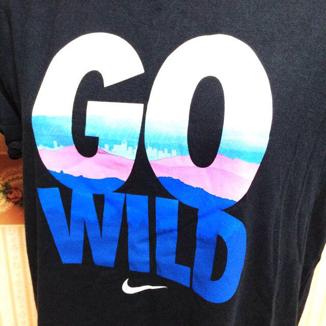 NIKE(ナイキ)のNIKE♡GO WILDTシャツ レディースのトップス(Tシャツ(半袖/袖なし))の商品写真