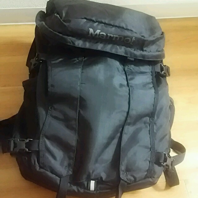 MARMOT(マーモット)のmarmot デイパック レディースのバッグ(リュック/バックパック)の商品写真