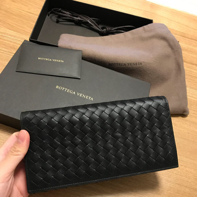 新品！！！bottega venetaメンズ長財布のサムネイル