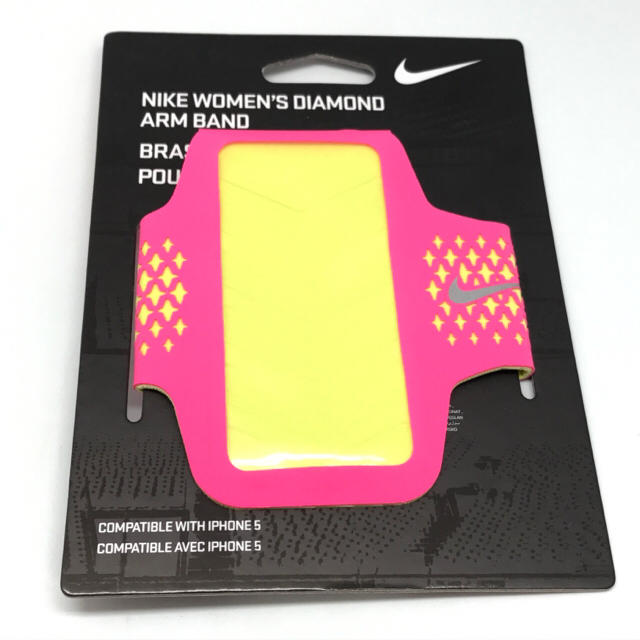 NIKE(ナイキ)のナイキ アームバンド ランニング ウォーキング スポーツ iPhone5 新品 スマホ/家電/カメラのスマホアクセサリー(モバイルケース/カバー)の商品写真