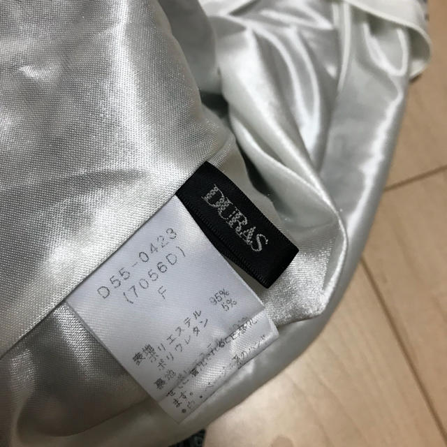 DURAS(デュラス)のDURAS デュラス ワンピース トップス 背中空き 美品 レディースのトップス(チュニック)の商品写真