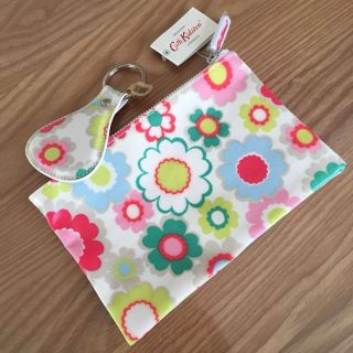 キャスキッドソン(Cath Kidston)の【shine様専用】Cath Kidstonポーチ＆キーリング同柄セット(その他)