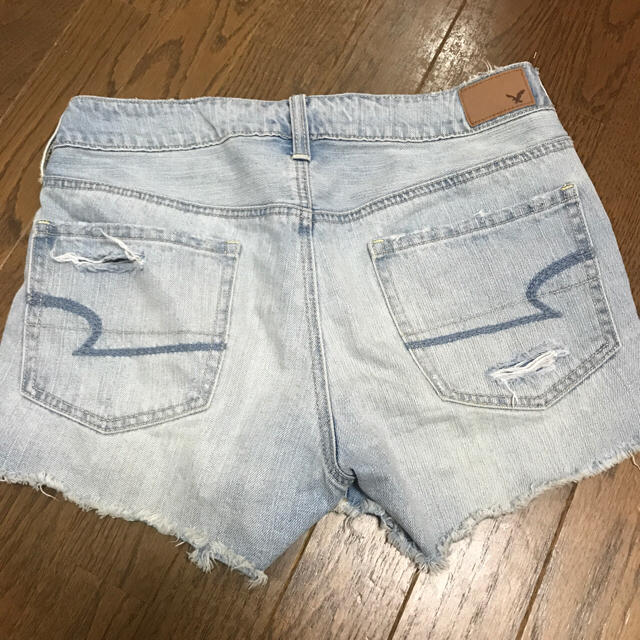 American Eagle(アメリカンイーグル)のアメリカンイーグル デニム ショートパンツ レディースのパンツ(ショートパンツ)の商品写真