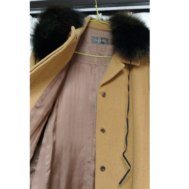 TOMORROWLAND(トゥモローランド)のお値下げ！トゥモローランドDES PRES コート レディースのジャケット/アウター(毛皮/ファーコート)の商品写真