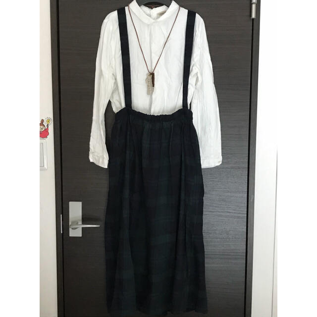 SM2(サマンサモスモス)の週末お値下げ SM 2ブラックウォッチサス付きスカート 襟付きシャツset レディースのスカート(ひざ丈スカート)の商品写真