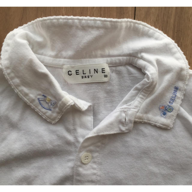 celine(セリーヌ)のセリーヌ ベビー 白 シャツ 80 キッズ/ベビー/マタニティのベビー服(~85cm)(シャツ/カットソー)の商品写真