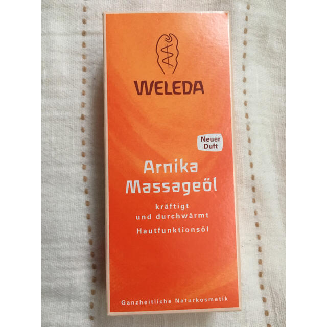 WELEDA(ヴェレダ)のヴェレダ アルニカマッサージオイル100ml コスメ/美容のボディケア(ボディオイル)の商品写真