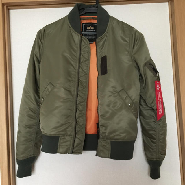 ALPHA INDUSTRIES(アルファインダストリーズ)のALPHA ma-1 レディースのジャケット/アウター(ブルゾン)の商品写真