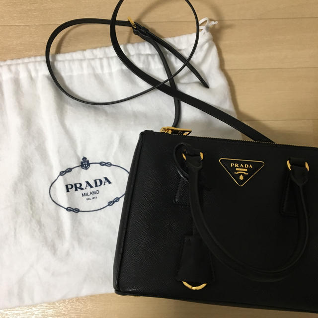 独創的 PRADA プラダバッグ - ショルダーバッグ - drjackers-esthetique.be