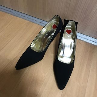 最終値下げ！ピンヒールパンプス39タグ付き新品未使用(ハイヒール/パンプス)