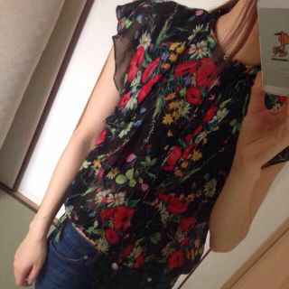 ローズバッド(ROSE BUD)のROSEBUD tops 【一時値下げ】(カットソー(半袖/袖なし))