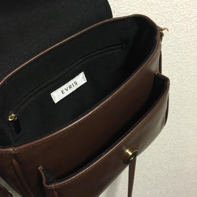 EVRIS(エヴリス)のEVRIS☆タッセルコンパクトショルダーbag レディースのバッグ(ショルダーバッグ)の商品写真