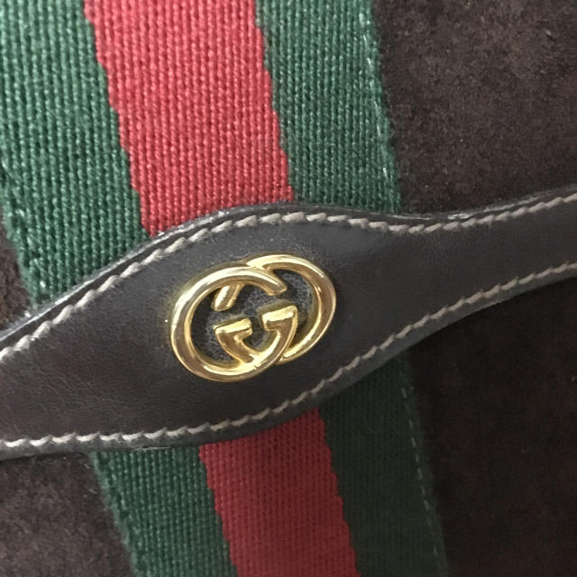 Gucci(グッチ)のGUCCI♡スエードクラッチバッグ💖 レディースのバッグ(クラッチバッグ)の商品写真