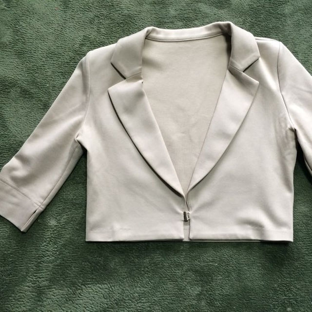 訳あり商品 FOXEY - 値下げ⭐︎美品フォクシー NY襟付ボレロ