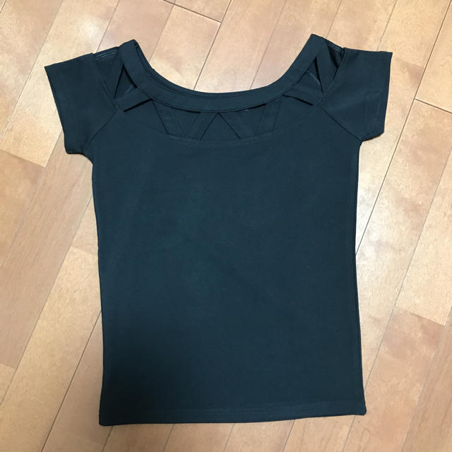 ENVYM(アンビー)のENVYM 黒 Tシャツ レディースのトップス(Tシャツ(半袖/袖なし))の商品写真